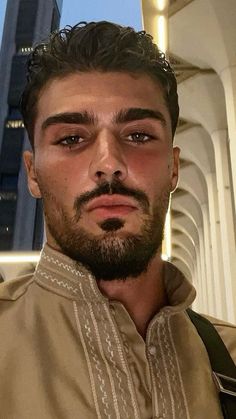 Spanish Hairstyles Men, Fine Italian Men, Mens Ponytail Hairstyles, Moroccan Men, Omar Borkan, Spanish Hairstyles, Buzz Cut For Men, Stubble Beard