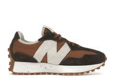 New Balance 327 Rich Earth (Women's) Nb Shoes, Sneakers New Balance, Running Silhouette, New Balance Style, New Balance 327, Balance Sneakers, Cold Weather Fashion