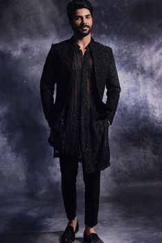 Black Mens Wedding Suits, Men’s Sangeet Outfit, Sangeet Night Outfit For Men, Black Sangeet Outfit Men, Reception Suits For Groom, Men Reception Outfit, Sangeet Outfits For Groom, Sangeet Men Outfit