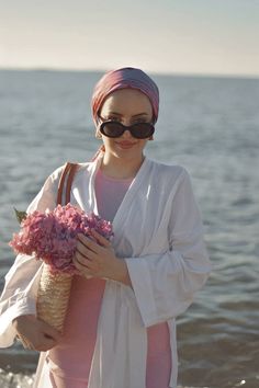 Phuket Outfit, Hijabi Photography, Islamic Modest Fashion, Vacation Outfits Women, Muslimah Outfit