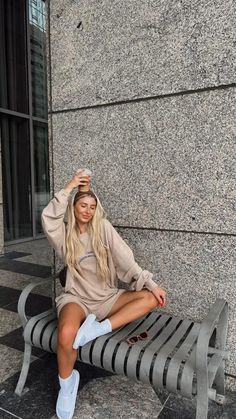 Fall Fashion Casual, Fashion Pose, Casual Fall Outfit, Early Fall Outfit, Fall Street Style, Instagram Inspo, Airport Outfit