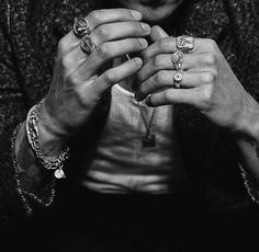 Jewels Photoshoot, Ring Photoshoot, Jewellery Project, Jewellery Shoot, Man Shower, Bling Fashion, Jewelry Editorial, Men Photoshoot, Jewelry Model