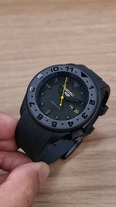 Groomsmen Watches, Seiko Skx007, Mens Luxury Lifestyle, Bulova Watches, Timex Watches, Expensive Watches