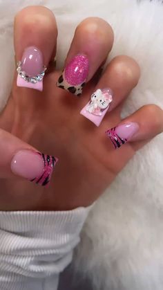 #mcbling #mcblingy2k #hellokittyaddict #hellokittycore #ducknails #mcblingnails #pinkcore #leopardprint #bling Mcbling Aesthetic, Mcbling Pfp, Mc Bling, Mcbling Nails, Bedazzled Nails, Edgy Nails, French Acrylic Nails