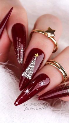 Stilleto Christmas Nails Long, Red Nails Xmas, Christmas Tree Nails Designs, Extra Christmas Nails, Christmas Nails 2023, Holiday Nails Winter, December Nails, Red Christmas Nails, Cute Christmas Nails