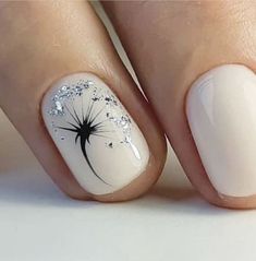 Spring Nails Dandelion, White Easter Nails, Dandelion Nails Design, Nails Dandelion, Summer Nails 2023 Color Trends, Nails 2023 Color Trends, Dandelion Nail Art, Birthday Nail Ideas, 2023 Color Trends