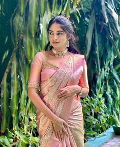 Blouse Designs For Kanchipuram Sarees, Bride Saree Poses Indian, Engagement Saree Outfits Indian, Kanchipuram Silk Saree Engagement, Banarasi Saree For Engagement, Kanchipuram Silk Saree Reception, Pink Saree Look Indian Weddings, Pattu Saree Styling Ideas, Western Saree Look For Engagement