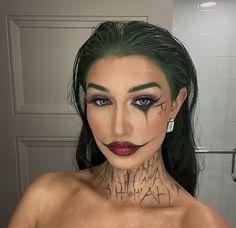 Female Joker Outfit Ideas, Costume Ideas 2024 Women, Joker Female Halloween Costumes, Halloween Costume For Bartender, Joker Hot Costume, Joker Halloween Women, Easy Joker Makeup For Women, Green Wig Costume Ideas, Joker Women Makeup