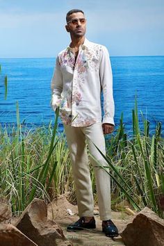 White linen shirt with floral meadow embroidery. - Aza Fashions Meadow Embroidery, Men Shirts Casual, Floral Meadow, Rhea Kapoor, Genelia D'souza, Mira Rajput, Linen Embroidery, Diana Penty, Rohit Bal