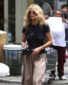 Meg Ryan, Mode Vintage, Style Icon, New Hair, Style Guides, Muse