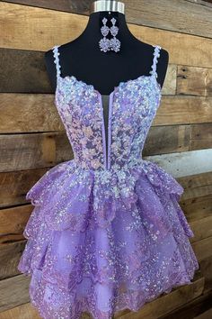 Quince Purple, Rapunzel Theme, 2023 Homecoming, Bodice Applique, Prom Dresses Long Pink, Prom Dresses Long Lace, Tulle Sleeves, Short Gowns, Prom Dresses For Sale