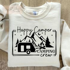 Camping Shirt Ideas, Camping Tshirt Ideas, Family Camping Shirts, Outdoor Svg, Happy Camper Svg, Camper Svg, Camp Shirts, Svg Camping, Camping Svg