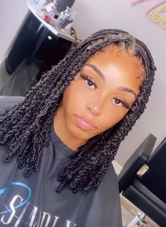 Hairstyle Ideas Easy, Faux Locs Hairstyles, Braided Hairstyle, Braided Cornrow Hairstyles, Cute Box Braids Hairstyles, Trendy Hairstyle, Protective Hairstyles Braids, Easy Hairstyle