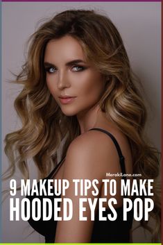 Once you learn how to play up your hooded eyes, you you'll love experimenting makeup. Check out the best hooded eye makeup hacks! New Year Eyeshadow Looks, Eye Makeup Hacks, Makeup For Downturned Eyes, Make Eyes Pop, Glam Eye Makeup