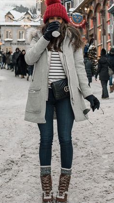 Olivia Jeanette, Teen Winter Outfits, Winter Mode Outfits, Beanie Outfit, Perfect Winter Outfit, Outfits Cold, Winter Travel Outfit, Magical Winter, Stylish Winter Outfits