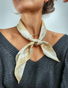 This is a Gift pack of a Silk scarf with Minimal gold choker. A open neck choker, 24 k gold plated articulated choker. High definition. A collab with Marina Figueiredo brand (@m_bureau). Dyed with a natural plant print technique to create a unique print on silk, this scarf is a one-of-a-kind piece. Nature is a wonderful source of dyes. This scarf I have used eucalyptus leaves and mordants. 2 Pieces in 1: Minimal gold neck cuff perfect for stacking or wearing alone. Each necklace will arrive as p Silk Scarf Neck, Unique Scarf, Feuille Eucalyptus, Metal Choker, Scarf Necklace, Scarf Neck, Fashion Tutorial, Open Neck, Neck Choker