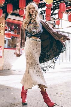 70s Boho Rock Fashion, Boho Outfit With Cowboy Boots, Glam Boho Outfit, Boho Sheek Outfits, Boho Western Outfits Winter, Vintage Boho Style Outfits, Sophisticated Boho Fashion, Chasing Unicorns Clothing, Casual Eclectic Outfits