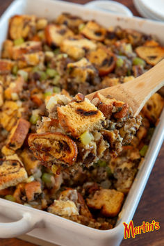 Thanksgiving wouldn’t be complete without a flavorful stuffing recipe. Try this Cinnamon Raisin Bread Stuffing with Sausage. It’s filled with Martin’s Cinnamon Raisin Swirl Potato Bread cubes, hot Italian sausage, vegetables, and fresh herbs. Easy Sausage Stuffing, Sausage And Apples, Soul Food Cornbread Dressing