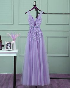 Custom size and custom color are available, there is no extra payment for custom size or custom color. Product Information: Dress Number: #3RED, Material: Tulle, Silhouette: A-line Color: Light Purple, Hemline: Floor Length, Back Details: Lace-up Delivery times: Processing time: 2-3 weeksShipping time: 3-5 working days Rush Order Rush order service is available, For rush order, you can receive your order in 2 weeks. Custom Measurements For custom size, please leave us the following measurements Vestido Color Lila, Light Purple Prom Dress, Long Party Gowns, Long Black Evening Dress, Purple Tulle, Purple Prom Dress, Floor Length Prom Dresses, Satin Evening Dresses, Color Rush