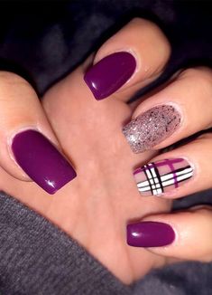 Plaid And Glitter Nails, Purple Tartan Nails, Plaid Fingernail Designs, Plaid Nails Winter, Plum Fall Nails Design, Fall Gel Nails Designs Autumn Short, Plum Color Nails Designs, Tartan Nail Art, Nail Designs Plaid