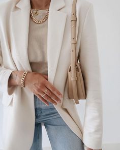 Blazer And Jeans, Meryl Streep, Mode Inspo, Looks Chic, 가을 패션, White Blazer, Professional Outfits, Business Casual Outfits, Work Attire