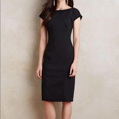 Simple And Classic Dress, Great For Any Occasion! Polyester, Viscose, Spandex, Cotton Slim Sheath Silhouette Side Zip Machine Wash Imported Approximate Measurements Length (From Top Of Shoulder)- 37.5 Inches Pit To Pit- 16 Inches Waist- 14 Inches *Dress Does Have Some Stretch To It. Lawyer Dress, Female Lawyer, Lawyer Outfit, Black Dresses Classy, Looks Pinterest, Work Dresses For Women, Professional Style, Classy Work Outfits, Professional Dresses