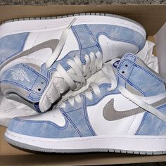 Amazing Pair Of Nike Jordan 1 Retro High Hyper Royal In Smoke Grey. Brand New! Box Has Some Damage To It As Seen In Photos.(Will Post Soon! Youth Size 6.5 ( Women's Size 8 Men's Size 7 ) No Trades Mens Shoes Sneakers Nike, Gray Nikes, Mens Basketball Shoes, Mens Jordans, Blue And Grey Jordans, Sporty Light Blue High-top Jordan Shoes, Casual Blue High-top Jordan Shoes, Light Blue High-top Jordan Shoes For Streetwear, Air Jordan 1 Retro High Og True Blue