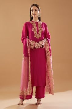 Fuchsia kurta with zari embroidered floral jaal motifs and sequinwork. Comes with matching palazzo and shaded embroidered dupatta. - Aza Fashions Marori Work, Kurta And Palazzo, Bridal Lehenga Red, Floral Set, Indian Bridal Outfits, Dupion Silk, Sharara Set, Organza Dupatta, Indian Fashion Designers