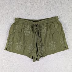 Anthropologie Mermaid Shorts Women's Medium Moss Green Linen Rayon Embroidered New With Tags! Please Review Pictures Carefully For Condition Details And Measurements Casual Vacation Bottoms With Floral Embroidery, Summer Embroidered Stretch Bottoms, Casual Floral Embroidered Bottoms For Vacation, Summer Stretch Embroidered Bottoms, Casual Floral Embroidery Bottoms For Vacation, Casual Embroidered Short Bottoms, Summer Stretch Bottoms With Floral Embroidery, Floral Embroidered Stretch Bottoms For Summer, Stretch Bottoms With Floral Embroidery For Summer