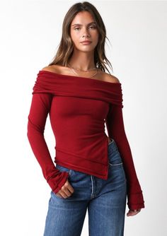 Knit off the shouder sweater top Model is a size 2-4 wearing a small! Fall Season Red Off-shoulder Tops, Fall Off-shoulder Red Tops, Fitted Knit Off-shoulder Top, Cozy Winter Stretch Tops, Red Off-shoulder Tops For Fall, Cozy Fitted Knit Top For Fall, Cozy Fitted Winter Tops, Cozy Long Sleeve Stretch Tops, Knit Top For Night Out In Fall