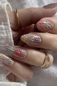 Folk Nails, Mexican Inspired Nails Mexico, Mexican Nails, Spring Acrylic Nails, Minimalist Nails, Pretty Acrylic Nails, Floral Nails, Chic Nails