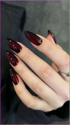 Discover 30  Fall Nails You Can’t Get Around on Pinterest This Year! From nagel inspo to smink inspiration, these designs are perfect for the season. Embrace funky nails and chic nails that add flair to your autumn look. Elevate your style with classy acrylic nails and pair them with a stunning makijaż smokey eye for the ultimate fall vibe. Explore colourful nails and colorful nails that capture the spirit of the season, and try Thanksgiving nails with fall nail designs maple leaf for a festi... Vamp Nails, Ongles Goth, Nail Art Halloween, Kutek Disney, Dark Red Nails, Wine Nails, Nagel Tips