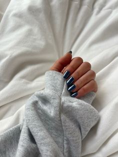 Chrome Navy Nails, Dark Blue Nails Chrome, Navy Blue Gel Nails Short, Blue Nails Chrome, Navy Chrome Nails