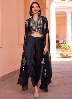 Black Embroidered Drape Skirt Set With Cape Isha Gupta Tayal - Fabilicious Fashion Drape Skirts Indo Western, Latest Indo Western Dresses For Women, Mehendi Saree, Isha Gupta, Indo Western Dresses For Women, Cocktail Look, Waistcoat Pattern, Pakistan Dress, Reception Outfit