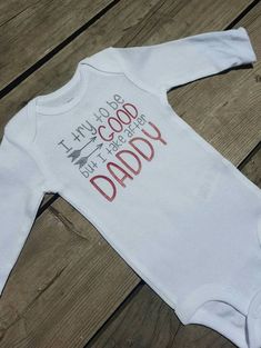 Baby Boy Ideas, Baby Boy Clothes Funny, Baby Kleidung, Cool Baby Clothes, Funny Baby Clothes