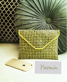 The Yasmin clutch: - handy carry-all for date night or a night out with the girls! - handmade from screwpine leaves - manually hand-dyed colors.  Measurement size : 22cm x 17cm Girls Handmade, Clutch Purse, Clutch Handbag, Evening Bags, Purses And Handbags, Clutches, Date Night, Night Out, Wallet