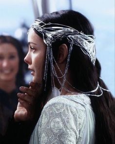 Liv Tyler, The Lord Of The Rings, Mode Inspiration, The Rings, Style Outfits, Lord Of The Rings, The Lord, Headpiece