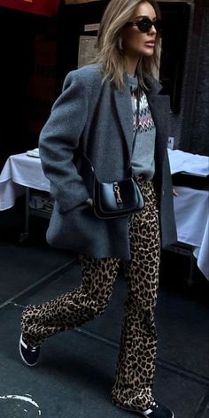 Leopard Fashion, Online Clothing Store, Print Pants, Outfits Casual, Mode Inspiration, Street Style Outfit