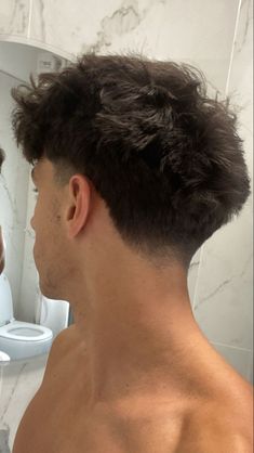 Haircut For 2025, 2025 Men Hairstyle, Fade Cut For Men, Mid Taper Fringe, Taper Haircut Men, Mid Taper Fade, Mid Taper, Mens Haircuts Thick Hair, Blowout Haircut