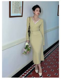 30s Outfits, Elegance Woman, Korean Fashion Black, Elegant Outfit Classy, Tv Show Outfits, Girly Fashion, Dress And Heels, Night Outfits