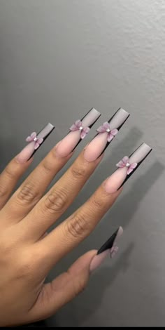 Nail Ideas Acrylic Unique, Basic Baddie Nails Medium, Nail Interior Design, Aesthetic Nail Pics, Basic Nail Sets, Kawaii Nails Long, Square Nails With Stiletto Pinky, Nail Ideas 2024, Long French Tip Nails With Design