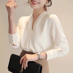 Portrait of a picture displaying Office Chiffon Women’s Blouse product. Poet Blouse, Office Blouse, White Chiffon, Chiffon Long Sleeve, Chiffon Shirt, Chiffon Blouse, Casual Blouse, Long Sleeve Knit, Women Long Sleeve