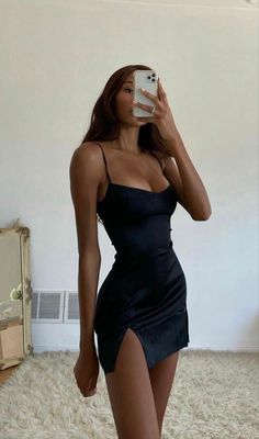 Unique Homecoming Dresses, Summer Dresses For Wedding Guest, Satin Short, Short Homecoming Dress, Party Dress Short, Dresses Summer, Homecoming Dresses Short, Date Outfits, Casual Summer Dresses