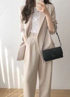 Ceo Clothes Women, Korean Formal Outfits For Women, Medical Professional Outfits, Korean Formal Outfit, Ceo Clothes, Ethenic Wear, 00s Mode, Saree Photos, Mode Zara