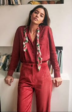 Layered Shirt Outfit, Red Pants, 가을 패션, Mode Vintage, Looks Style, Looks Vintage, Parisian Style, Look Fashion, Shirt Outfit