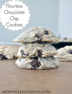 chocolate chip cookies stacked on top of each other with text overlay that says chocolate chip cookies