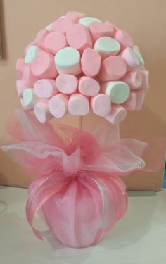 a bouquet of marshmallows in pink and white