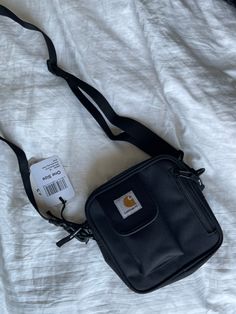 Carhartt Bag Wip, Carhartt Small Bag, Crossbody Bag Carhartt, Carhartt Wip Bag Outfit, Carhartt Wip Essentials Bag Outfit, Crossbody Black Bag, Carhartt Crossbody Bag Outfit, Crossbody Carhartt