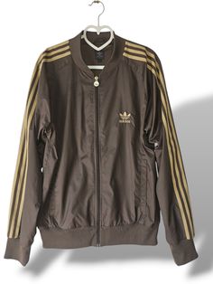 Adidas Firebird Mens M Brown/Gold Tracksuit Jacket Track Top Vintage Retro Tag  Jacket Full Zip Up Striped Sleeves. Excellent condition! No flaws!✅️ Measurements  Pit- 21 in Length-27.3 in Adidas Firebird, Striped Sleeve, Top Vintage, Vintage Jackets, Firebird