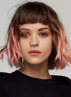 Color Block Bob Hair, Cool Dyed Hair Ideas Short With Bangs, Color Block Hair Pink, Color Block Hair Short, Short Hair Micro Bangs, Short Pink Hair With Bangs, Pink Hair Bob, Color Block Hair Ideas, Debbie Harry Hair